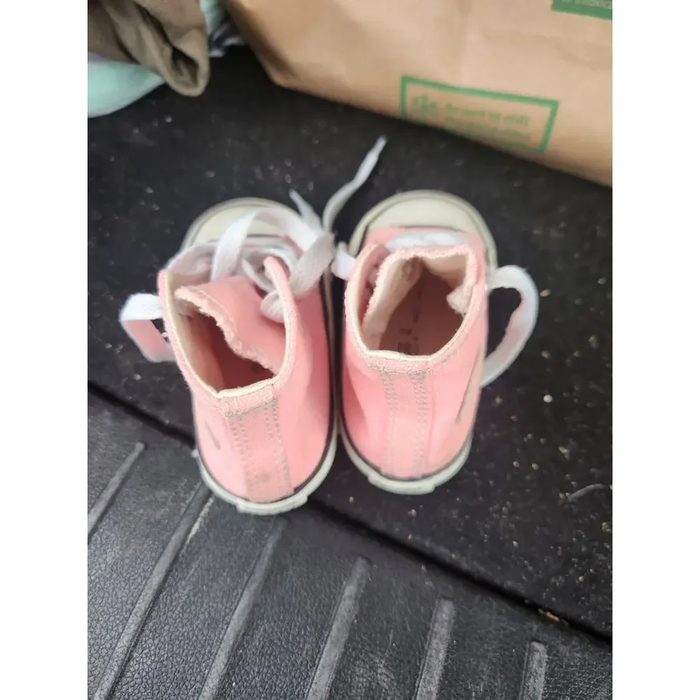 Converse Chuck Taylor All Star Kids Pink Canvas High Top Sneaker US 5 EU 21